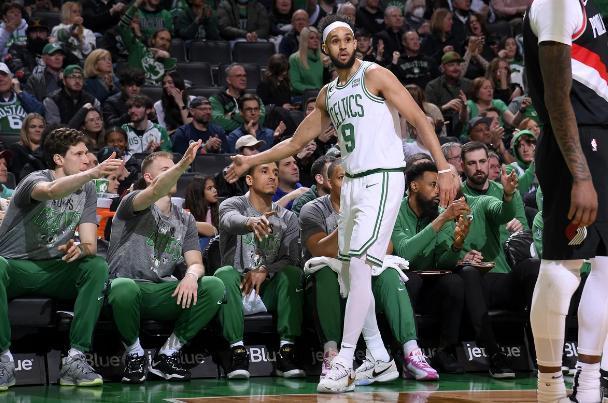 开云电竞 - 塔图姆新星赛况扑朔迷离表现惊艳，加拿大队未来可期！